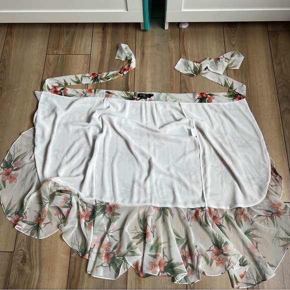 PatBO Floral Print Ruffle Wrap Set - Picture 15 of 16